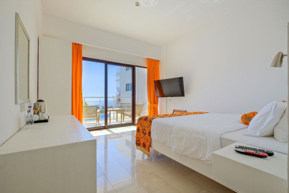 Highclere Hotel and Spa Deluxe Double Room 6