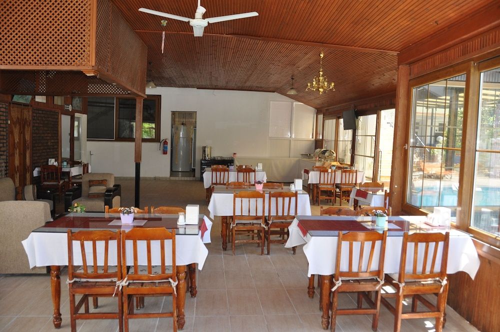 undefined Mese Hotel & Apartments 4