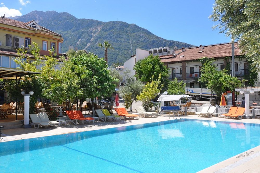 undefined Mese Hotel & Apartments 2