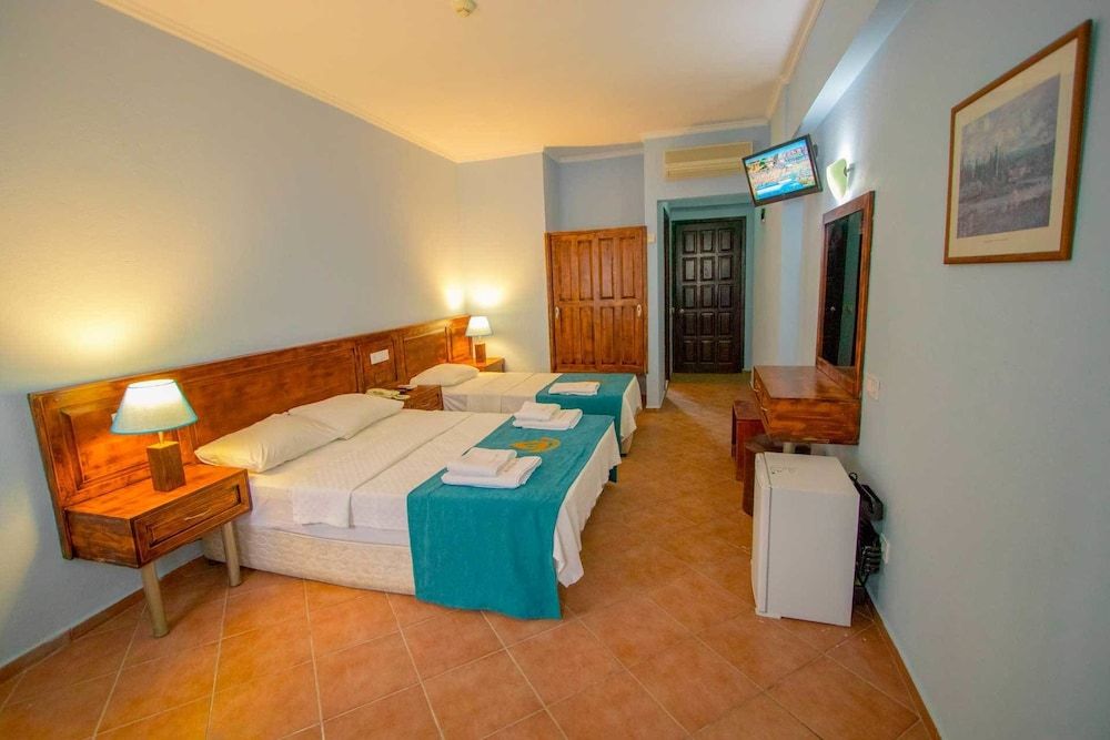 Kevser Inn Hotel Standard Triple Room 2