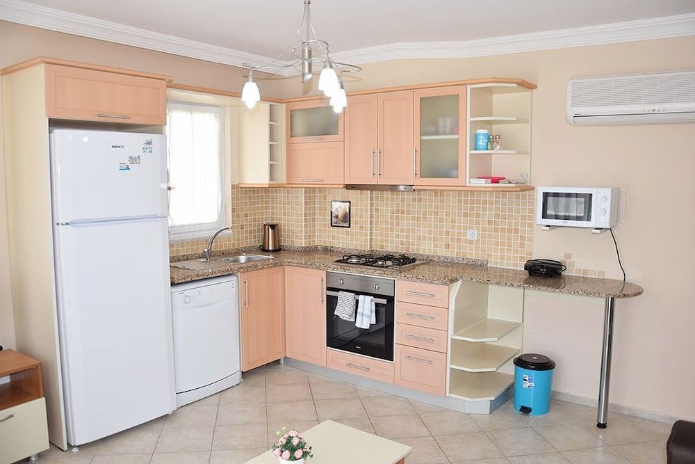 undefined Thera Apartments 8 4