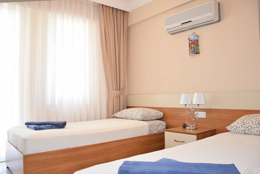 Thera Apartments 8 Apartment, 2 Bedrooms 3