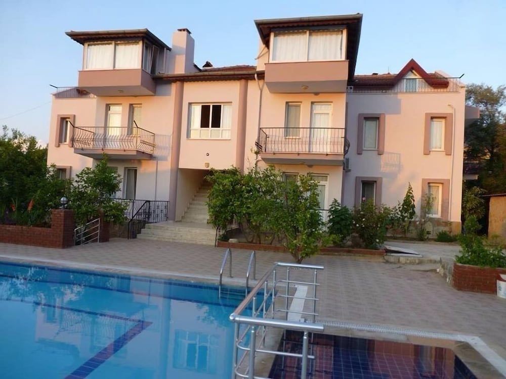 undefined HYT Apart 1 Bedroom 1 by DreamofHoliday 4