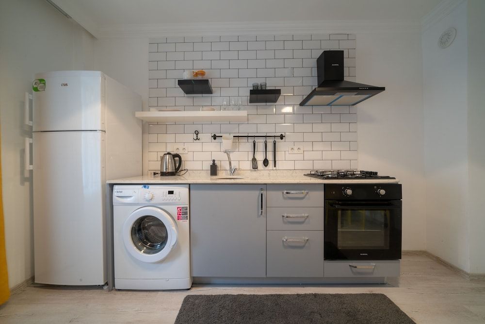 undefined F48 Family 9