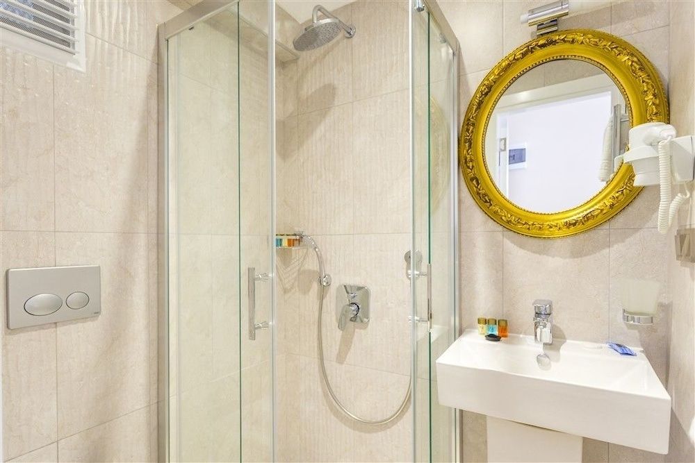 Nil Boutique Hotel Standard Room, Partial Sea View 5