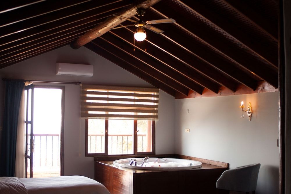 undefined Faralia Hotel 5