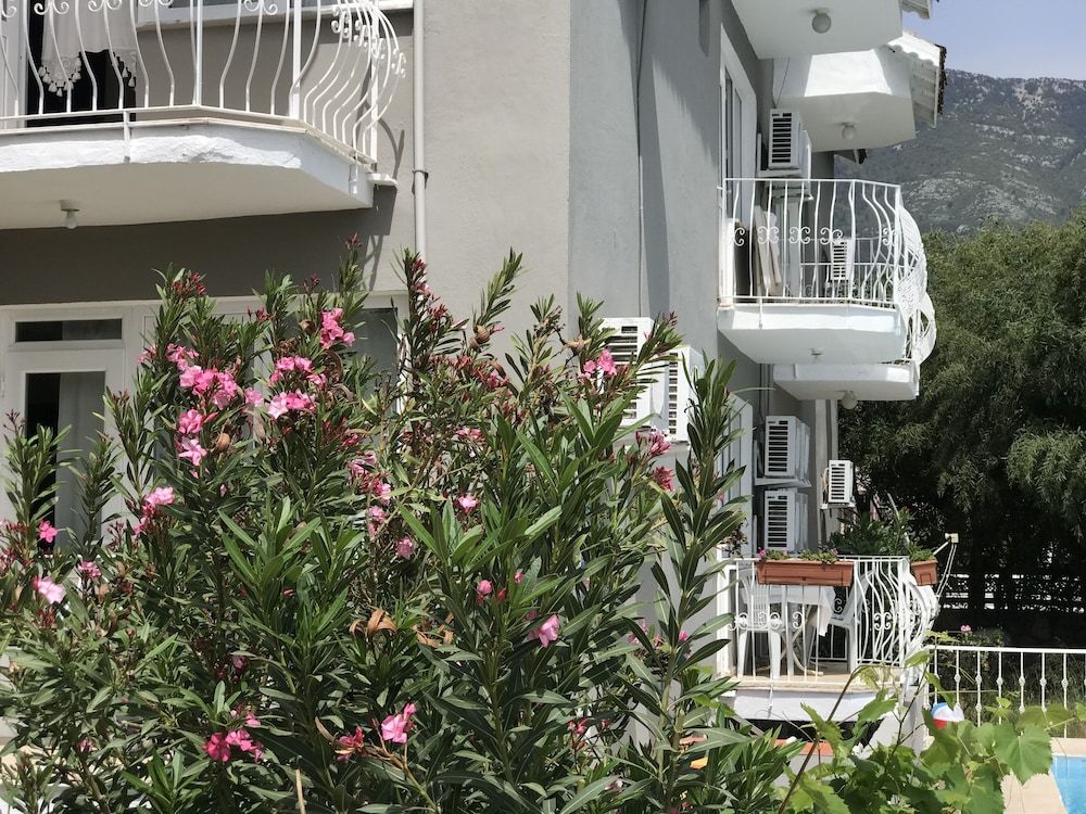 undefined Golden Gate Boutique Hotel 7