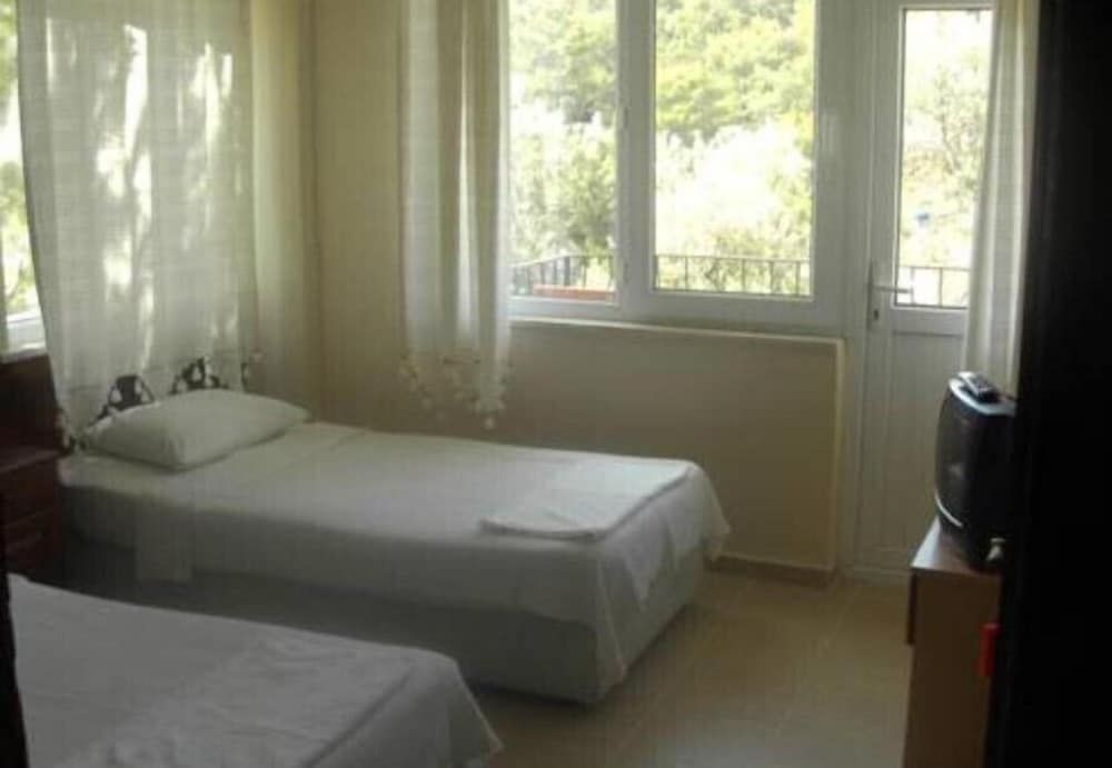 undefined Golden Gate Boutique Hotel 3