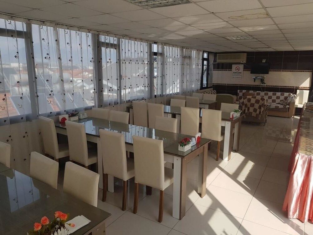 undefined Hotel Feryil Centrum 9