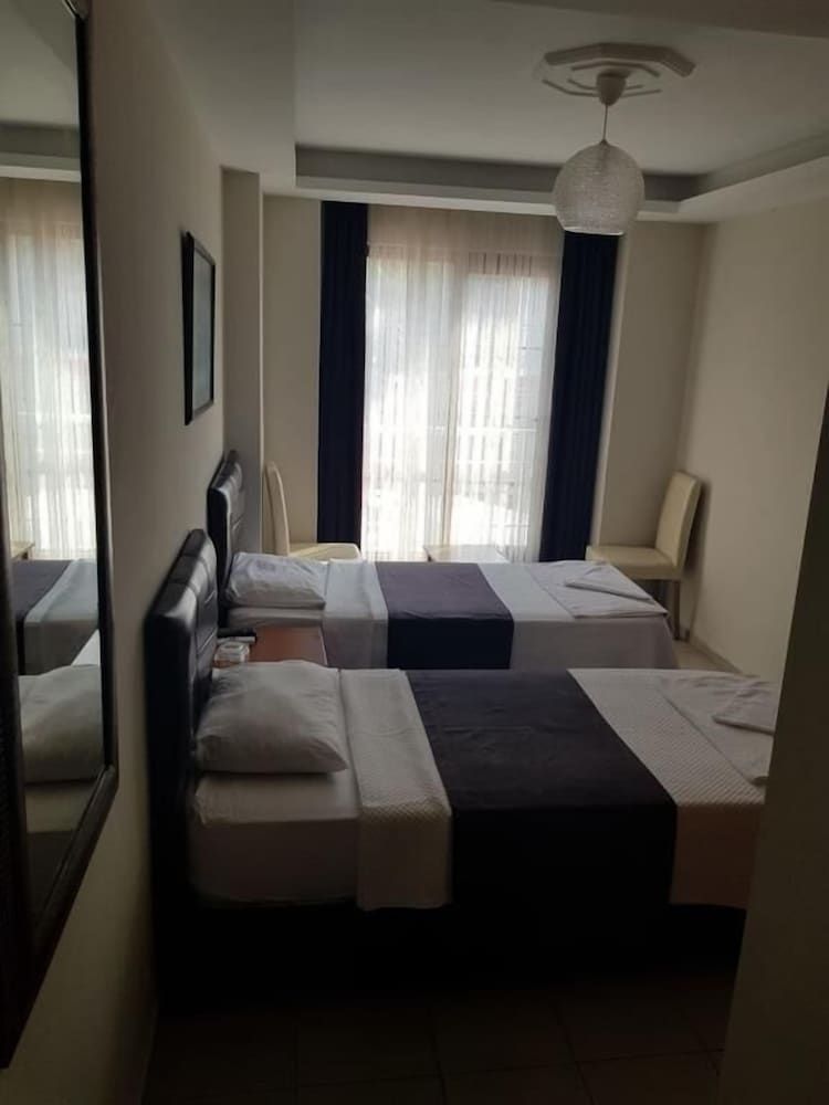 Hotel Feryil Centrum Double or Twin Room 5