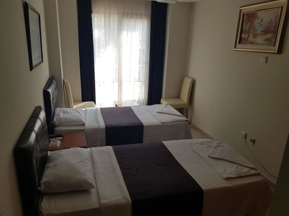 undefined Hotel Feryil Centrum 10