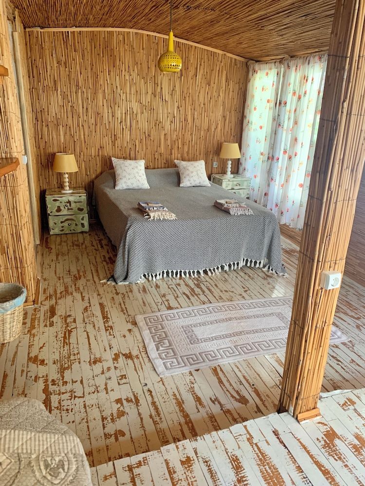 undefined Turan Hill Lounge 7