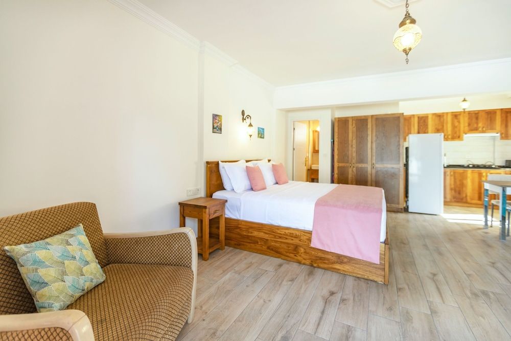 Infinity Lilly Apartments Basic Studio 5