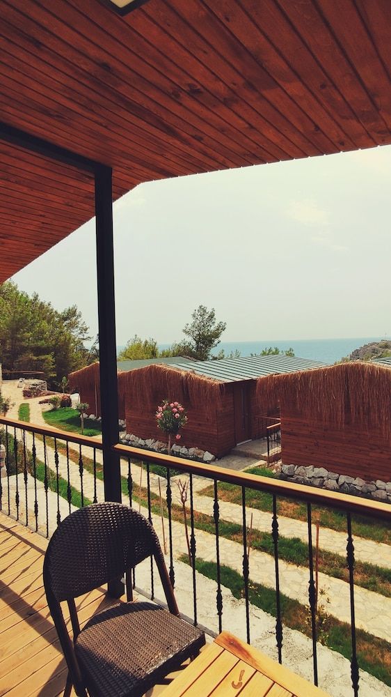 Rocas Roja Beach Hotel Comfort Tree House, Balcony, Garden View