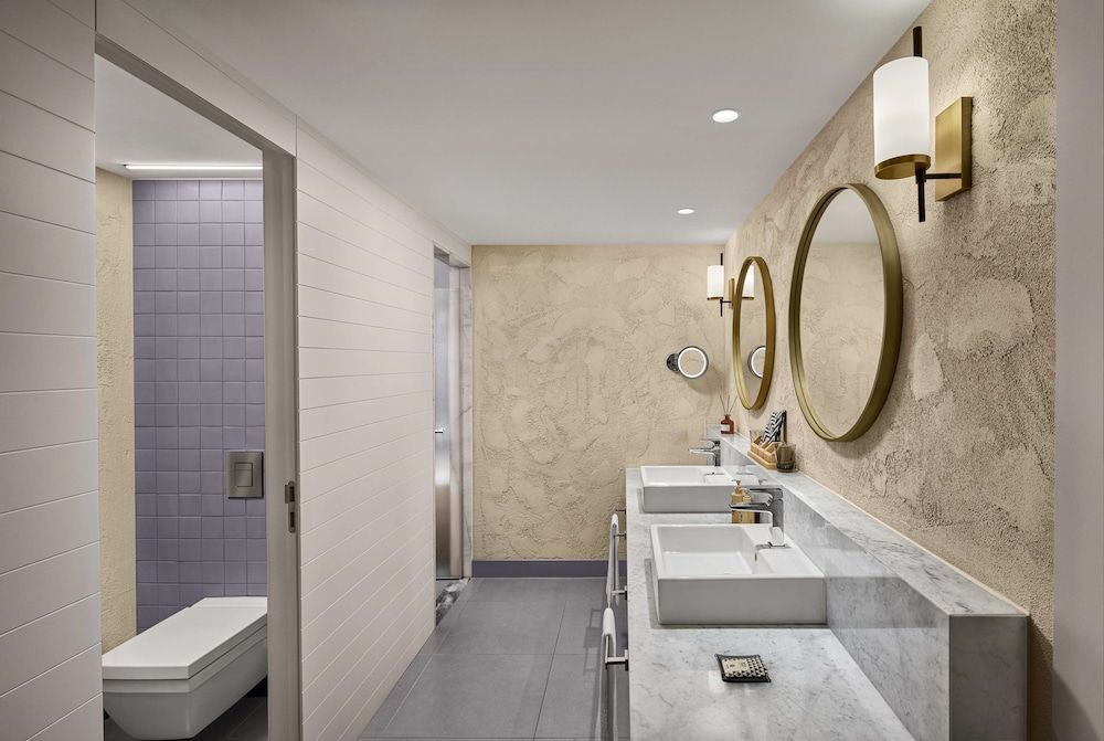 Lake House Suite, Pool Access