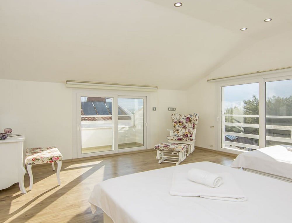 undefined Tala Villa 2 10