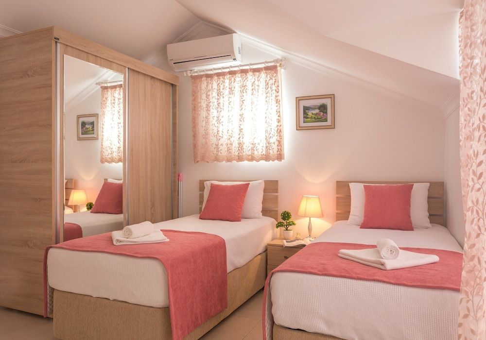 undefined Tala Villa 17 10