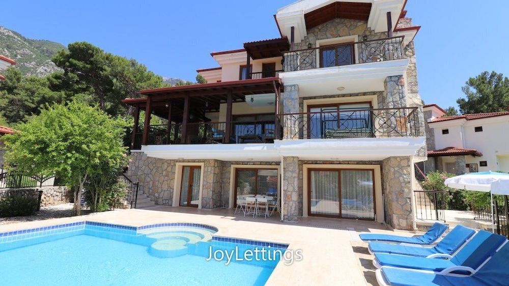 undefined Villa AX07 by JoyLettings 2