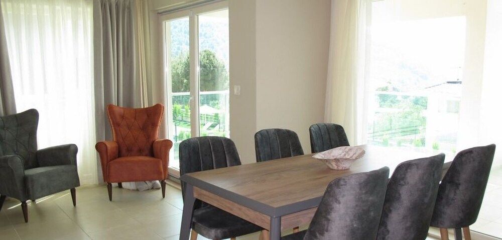 undefined Villa Joy 3 by JoyLettings 10