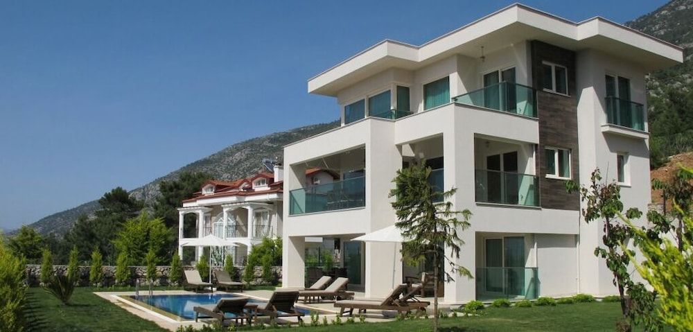 undefined Villa Joy 3 by JoyLettings 2