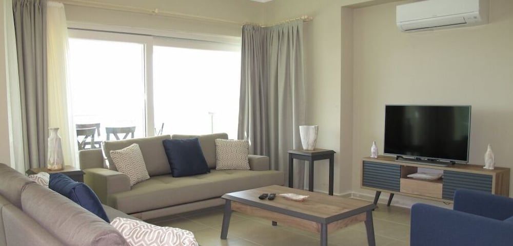 Villa Joy 3 by JoyLettings Villa 9