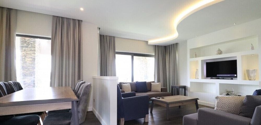 Villa Joy 2 by JoyLettings Villa 14