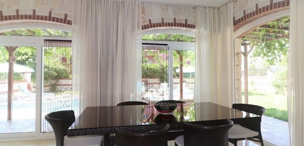 undefined Villa ANM2 by JoyLettings 4