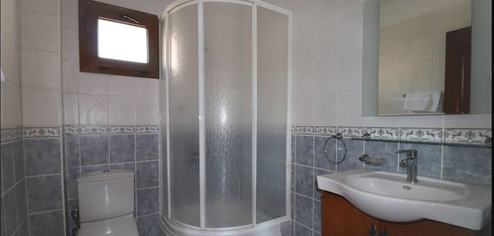 Villa FT17 by JoyLettings Villa 10