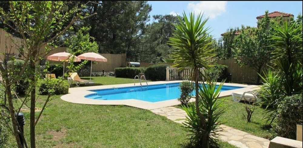 undefined Villa AX08 by JoyLettings 4