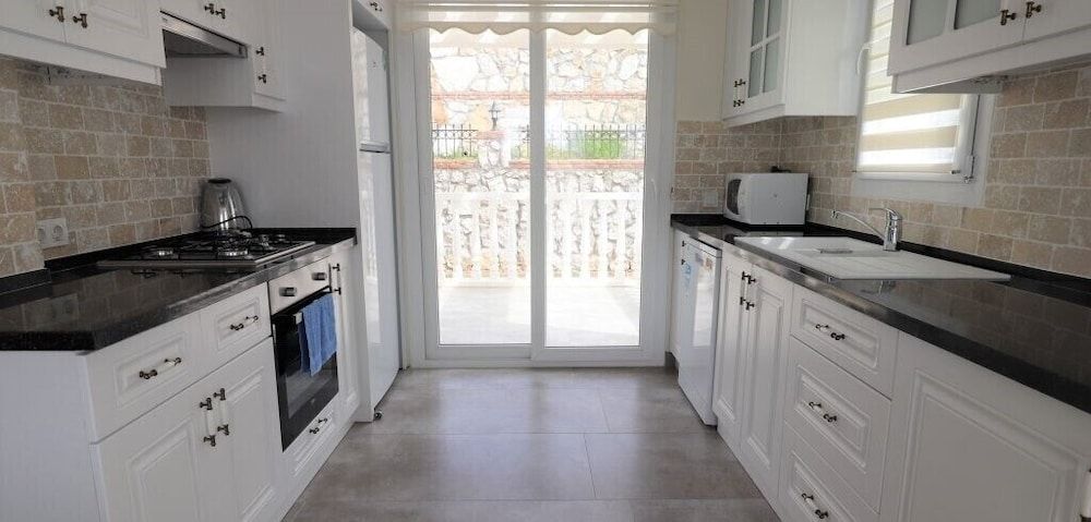 undefined Villa BEY2 by JoyLettings 10