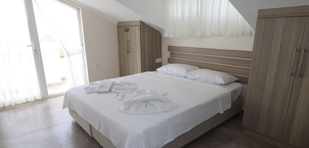 undefined Villa BEY2 by JoyLettings 9