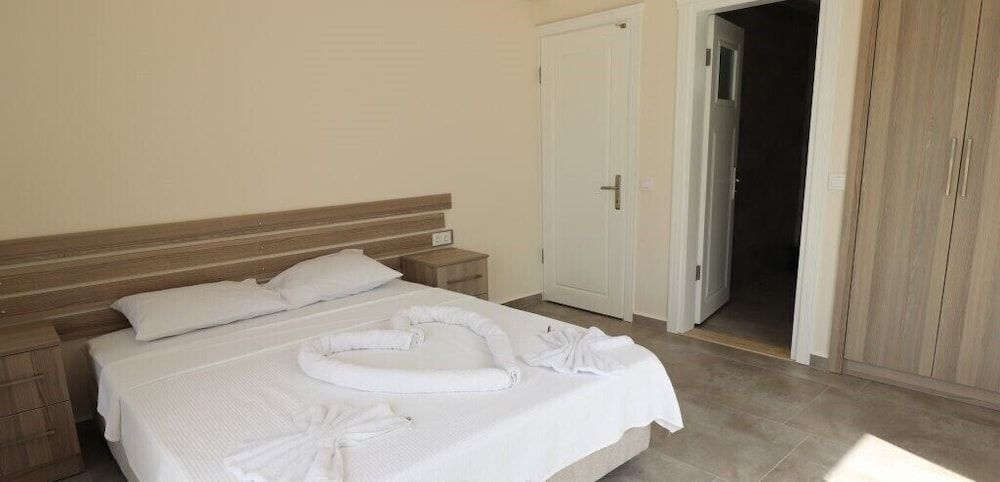 undefined Villa BEY2 by JoyLettings 8