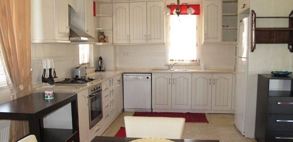 undefined Villa XT37 by JoyLettings 7