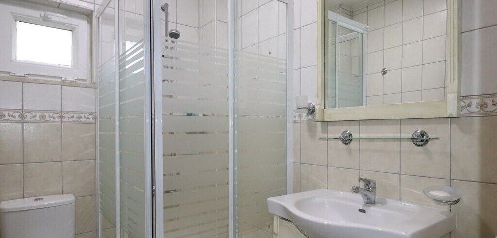 undefined Villa FT07 by JoyLettings 9