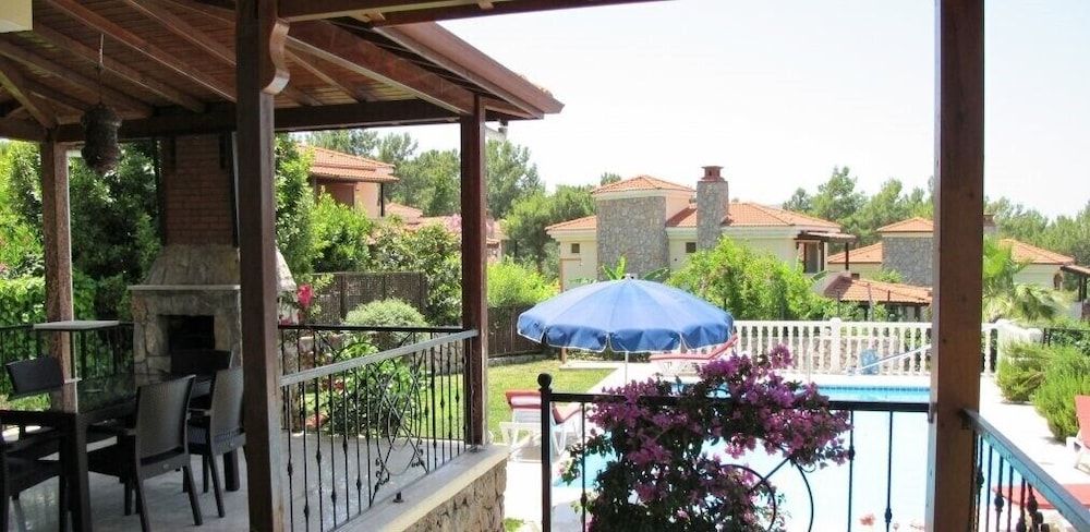 undefined Villa AX20 by JoyLettings 10