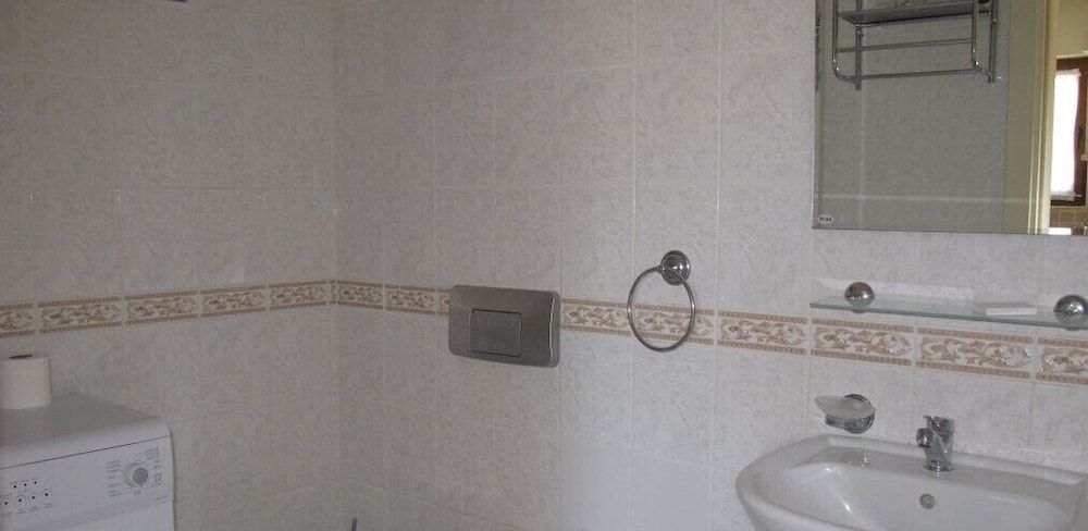 Villa AX20 by JoyLettings Villa 11