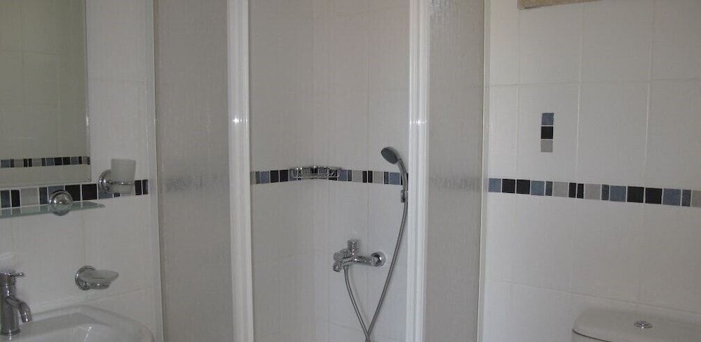 Villa AX20 by JoyLettings Villa 10