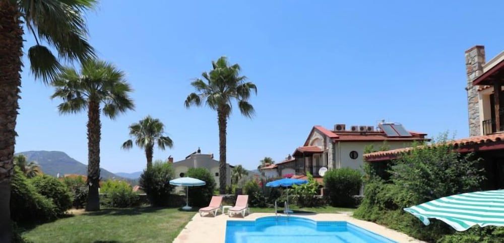 undefined Villa XT15 by JoyLettings 2