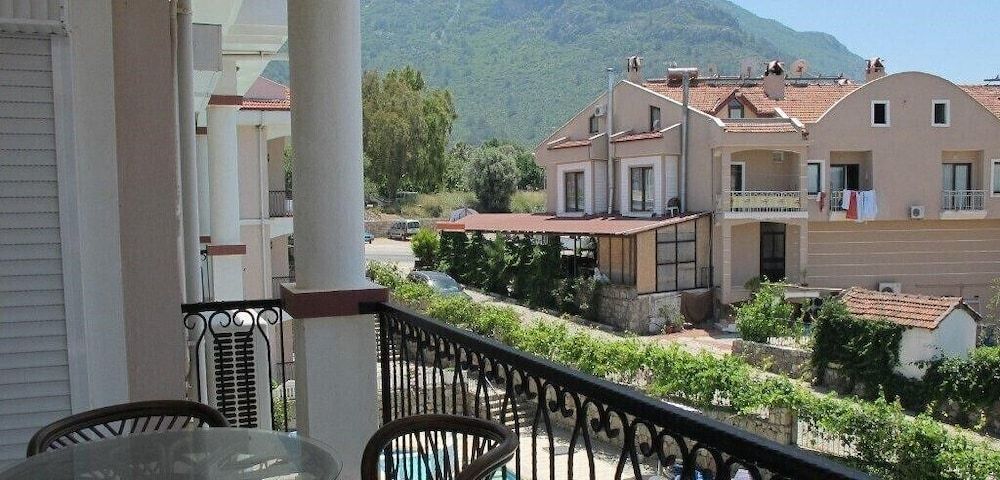 undefined Villa ALC2 by JoyLettings 10