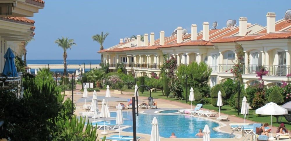 undefined Villa SH15 by JoyLettings 7