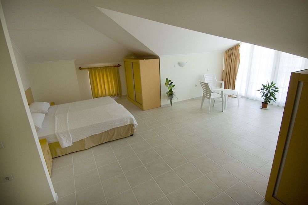 undefined Platinium Villa 10 5