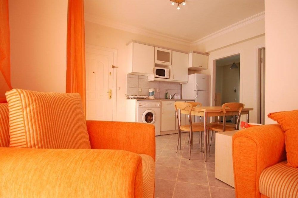 undefined Primrose Apartments 8 5