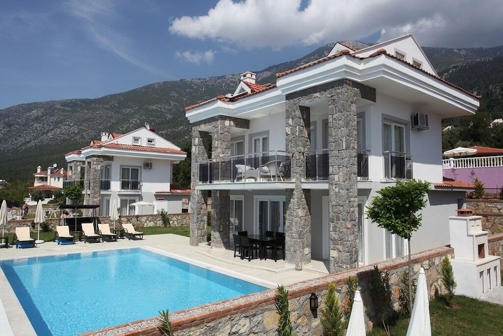 undefined Golden Heights Villa 15 2