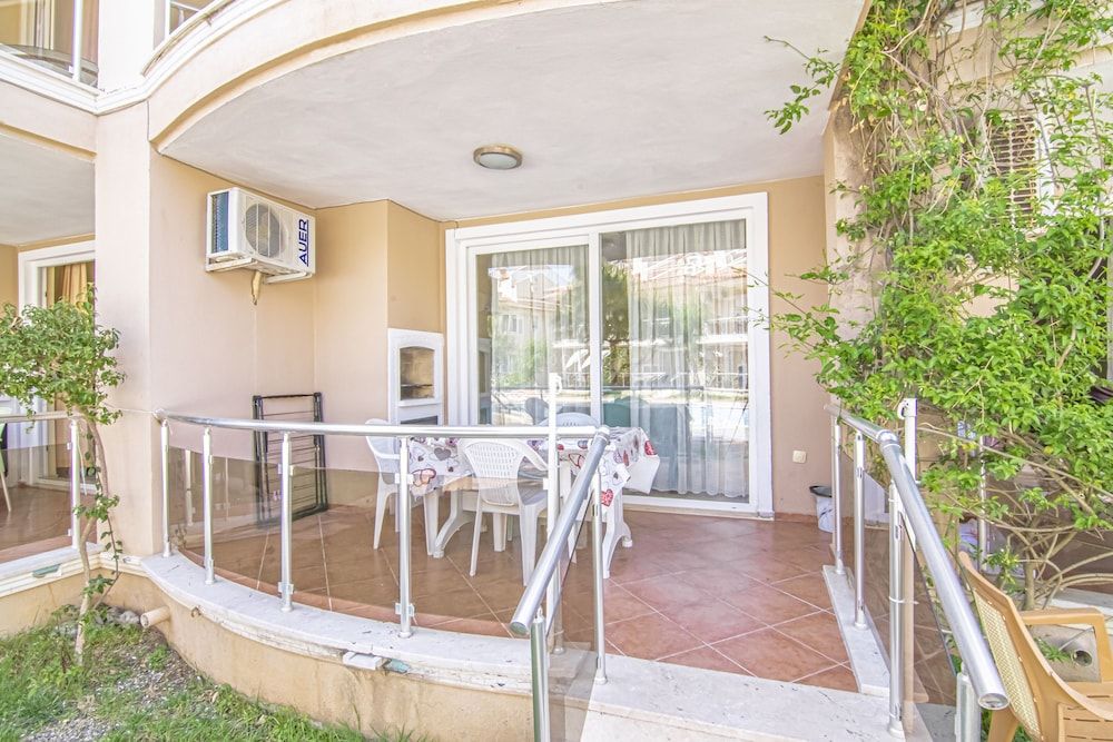 undefined Seashell Apartments 8