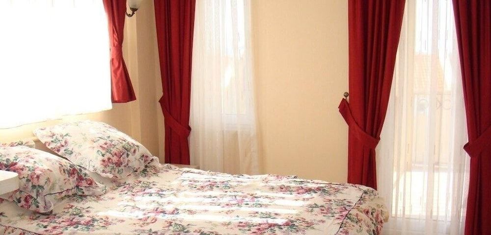 undefined Villa PN15 by JoyLettings 4