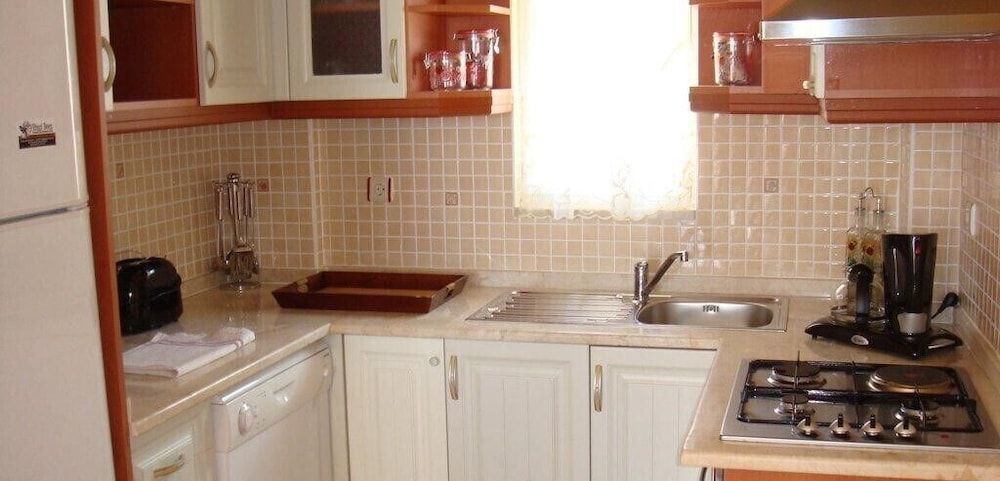 undefined Villa PN15 by JoyLettings 6