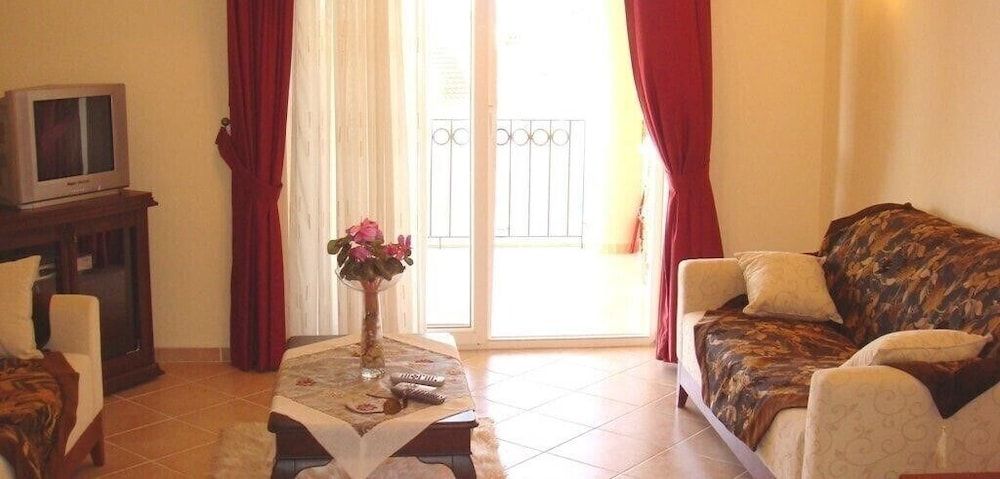 undefined Villa PN15 by JoyLettings 9