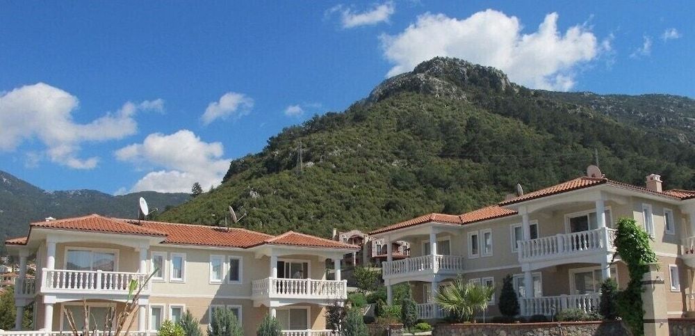 undefined Villa TH18 by JoyLettings 3