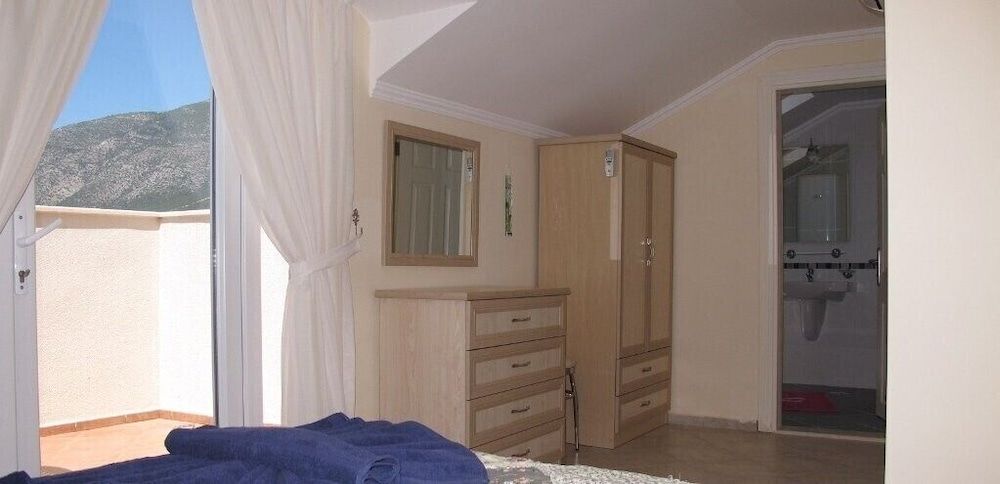 undefined Villa TH18 by JoyLettings 5