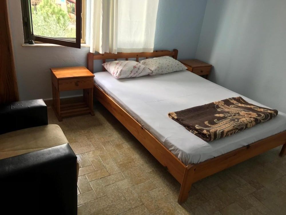 undefined Hix Garden Apart Hotel 10